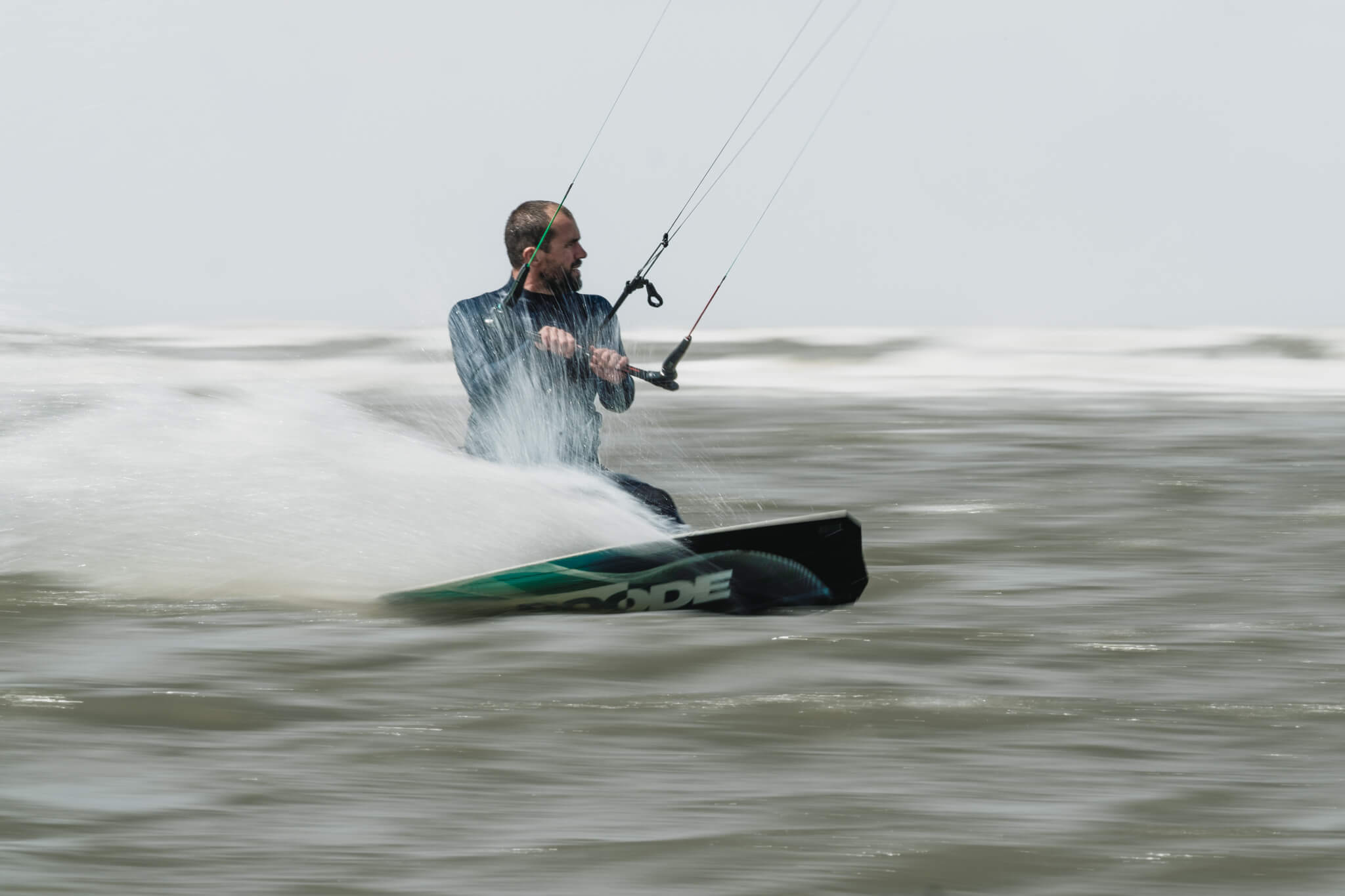 fast kiteboard on brouwerdam kite spot