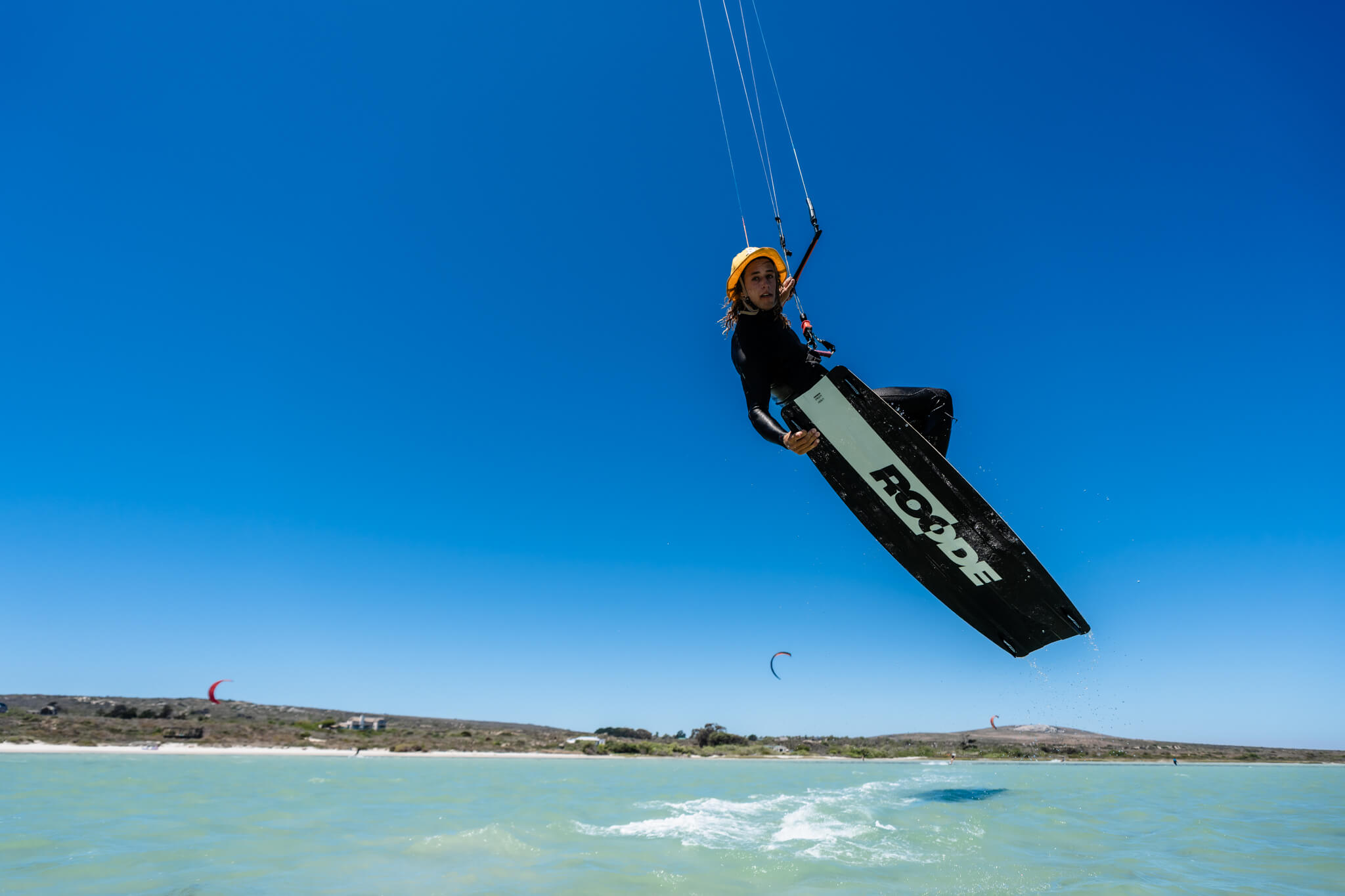 jamie overbeek with roode graphite kiteboard